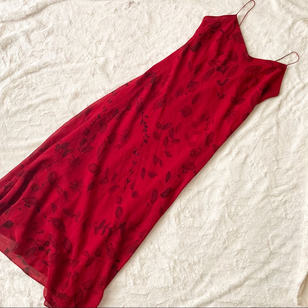 Spaghetti strap red floral maxi dress